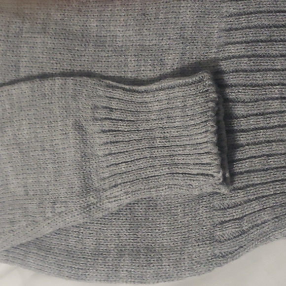 1 M left💕New boutique heart sweater - Picture 5 of 8